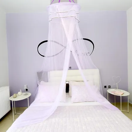 Theros Lux * Émbonas