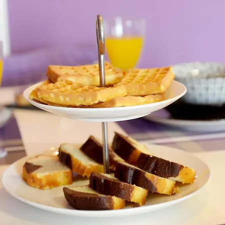 Theros Lux Apartament *