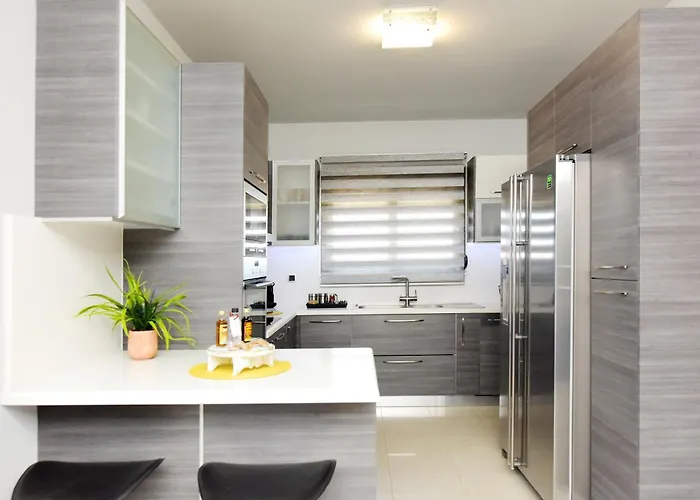 Theros Lux Apartamento *